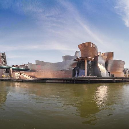 Vivienda Turistica De Prestancia Junto A La Ria De Nervion Bilbao Rom bilde